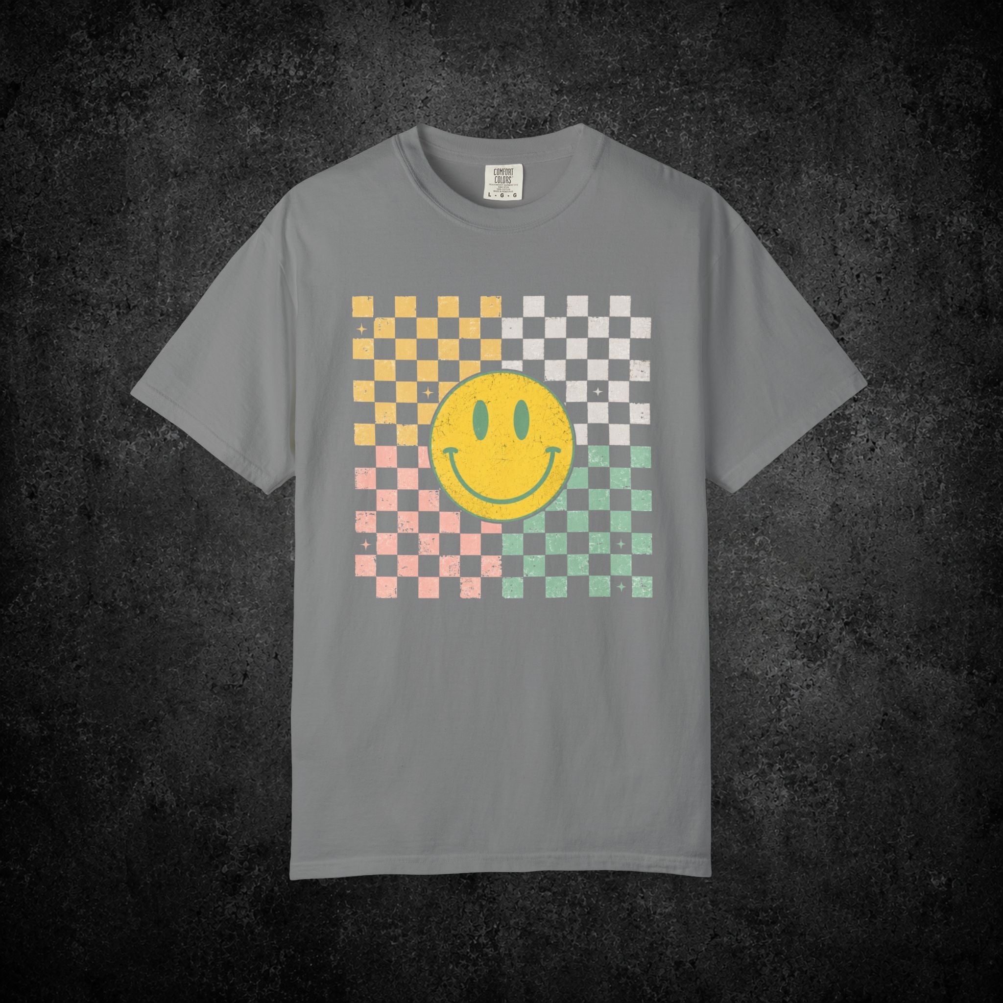 Vintage Smiley Flower Shirt, Retro Checkerboard Comfort Colors® Tee, Boho Graphic T-Shirt, Happy Face Gift for Women