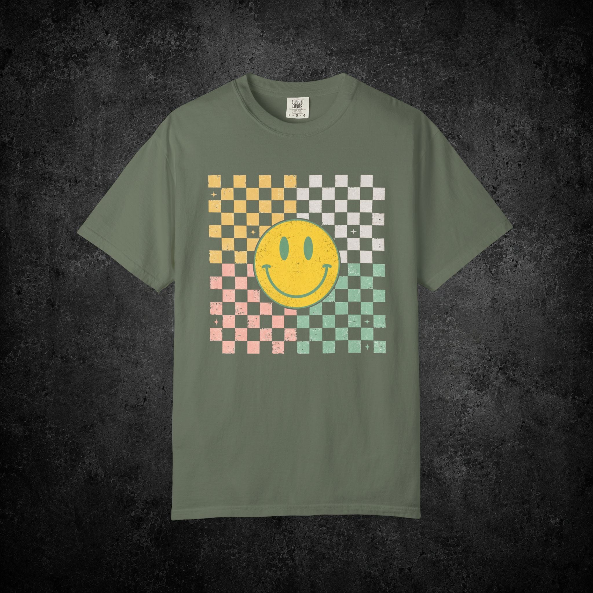Vintage Smiley Flower Shirt, Retro Checkerboard Comfort Colors® Tee, Boho Graphic T-Shirt, Happy Face Gift for Women